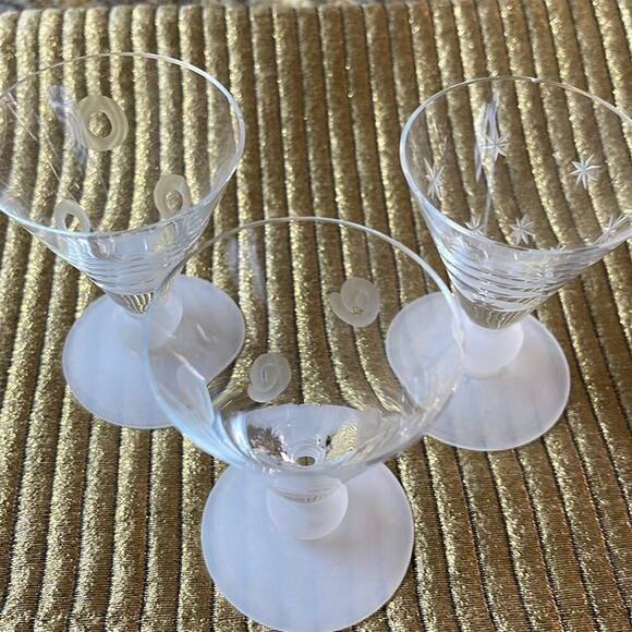 Cordials - 3 different patterns. Holds 1 oz clear white frosted bottoms - Picture 1 of 2